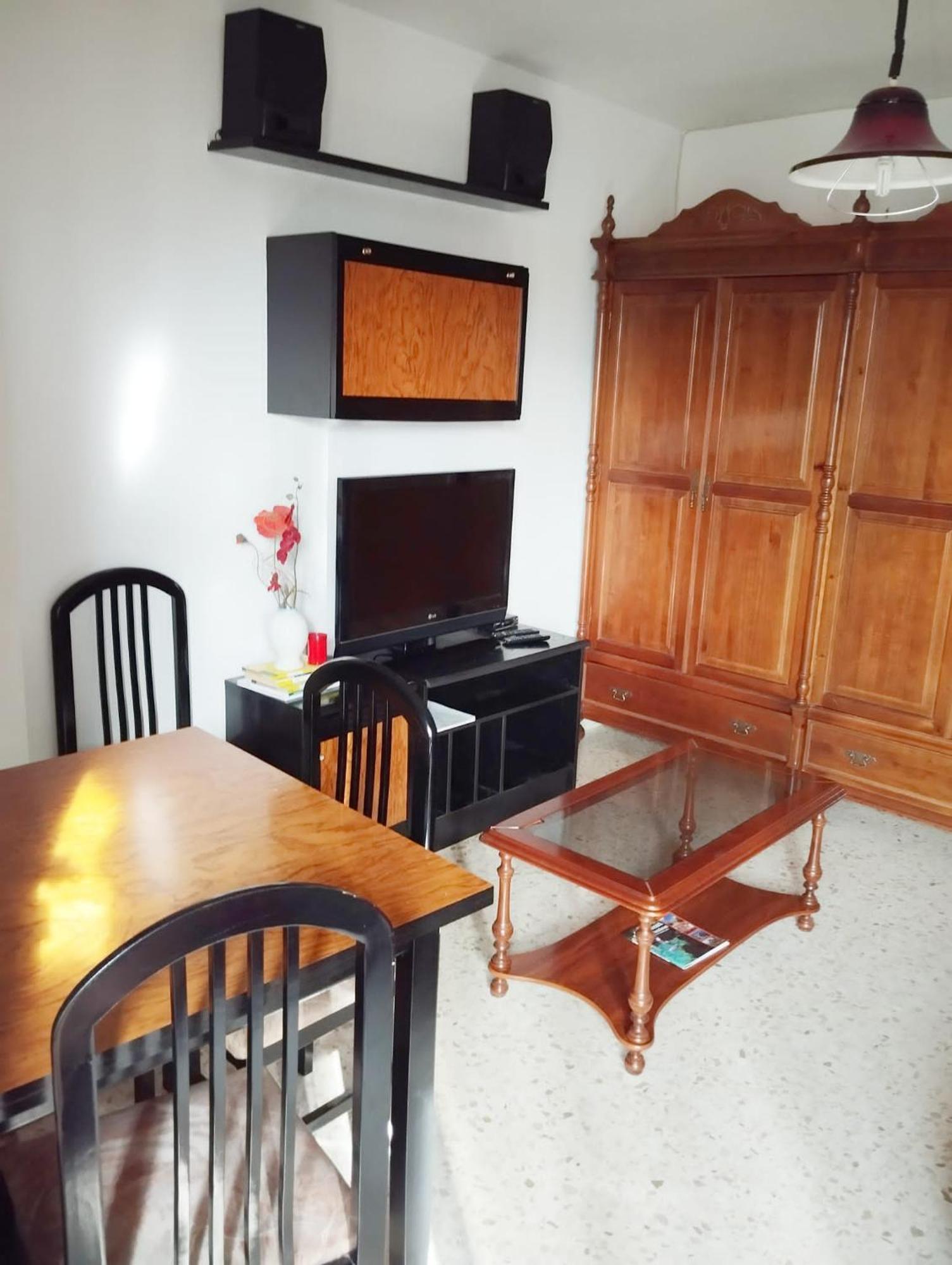Room In Shared Apartment With Parking Almuñécar Eksteriør billede